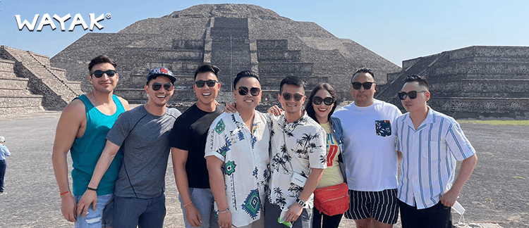 Private Teotihuacan Tour for Friends